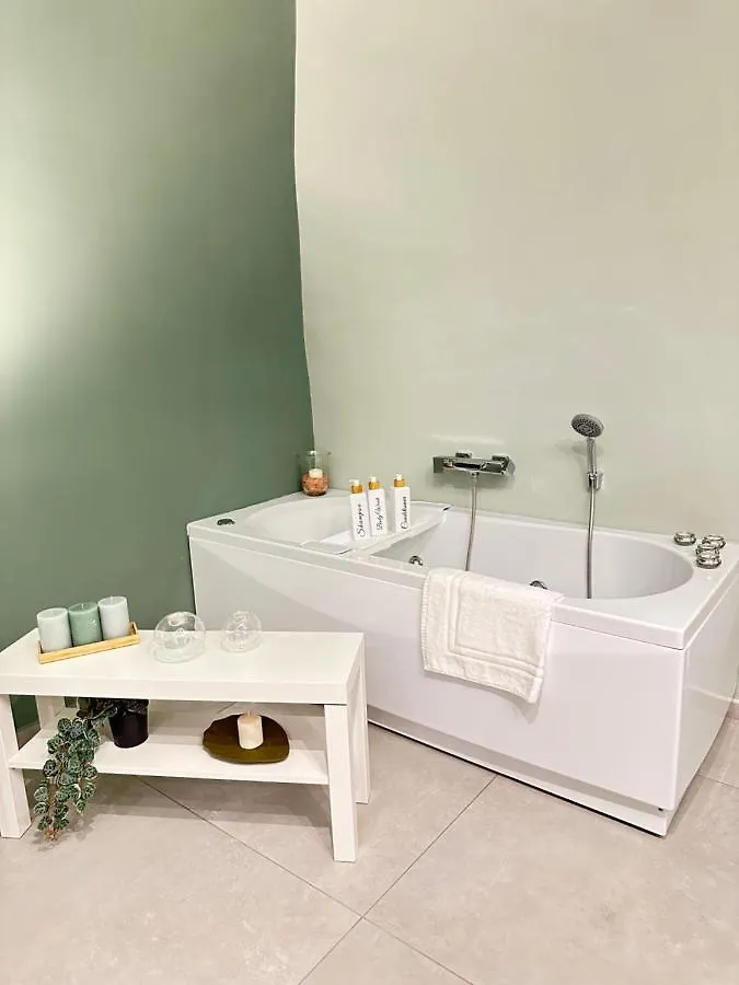 Carma Suite Naples Apartment