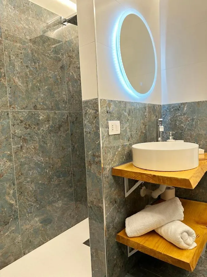 Carma Suite Naples