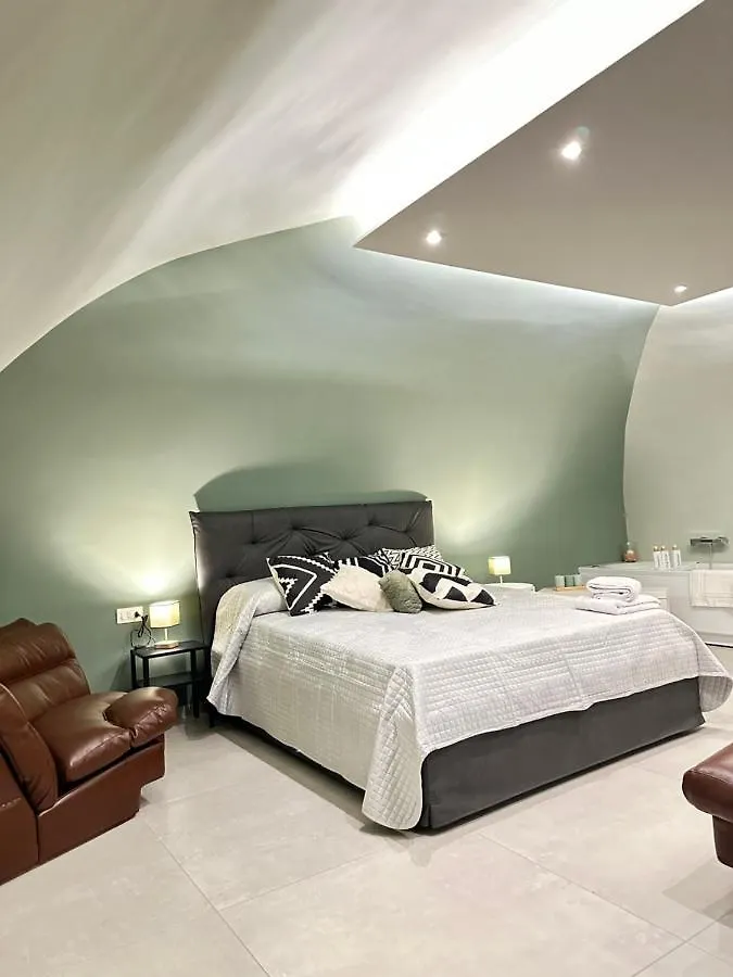 Carma Suite Naples